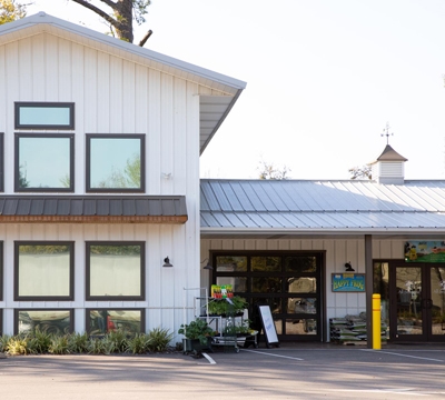 Showcasing A Business Exterior Photo To Support Website Branding